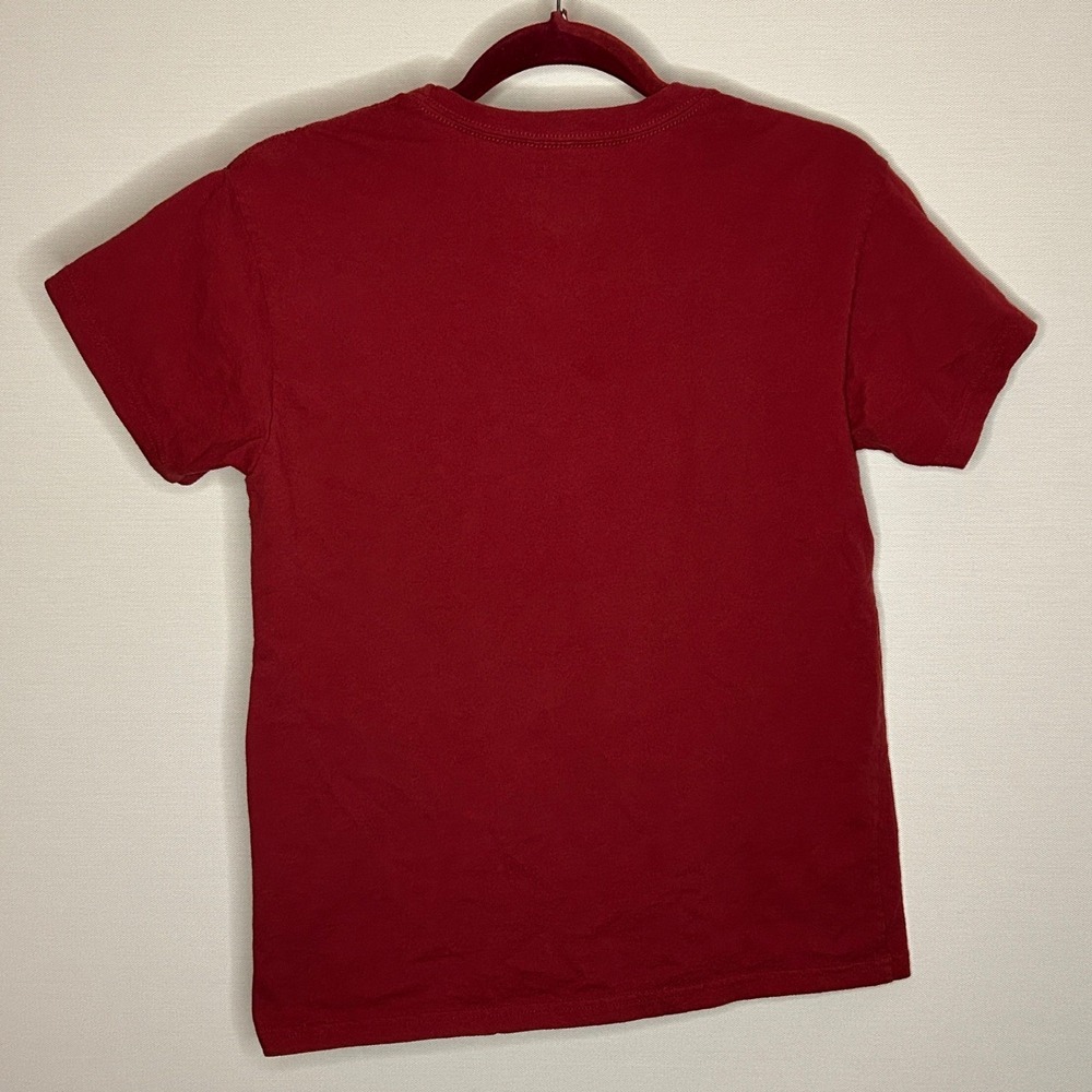 Harvard University T-Shirt M Red Distressed Graphic Cotton Collegiate Preppy - Picture 5 of 6
